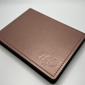 Ittse magnetic palette holder